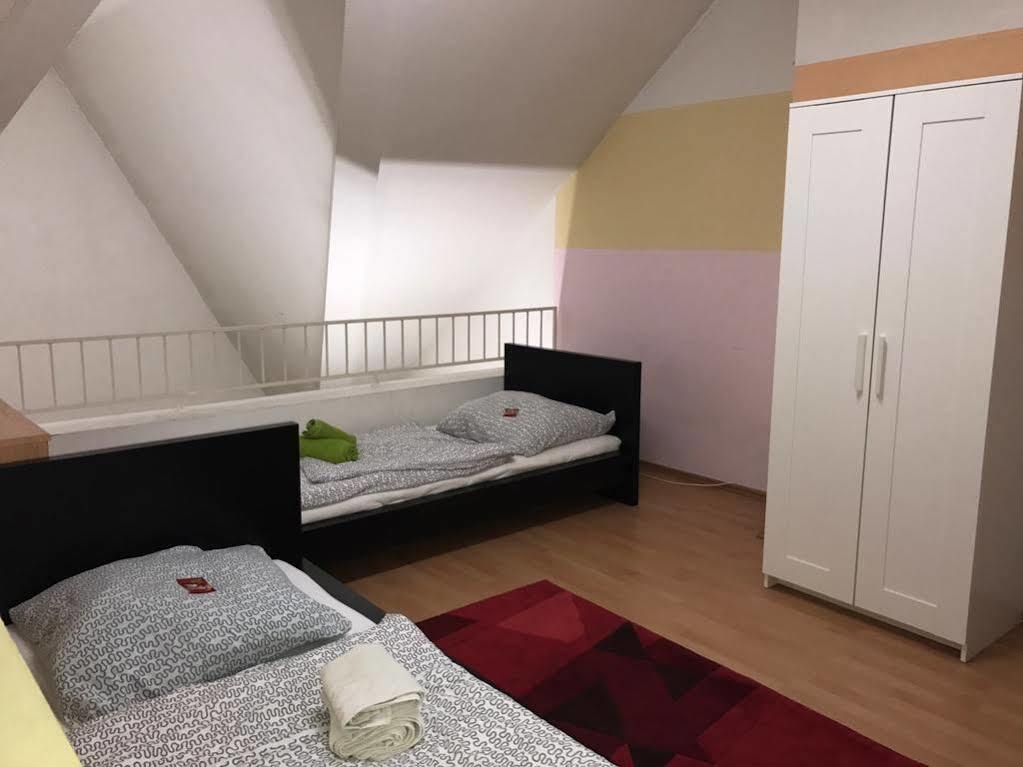 A&S Ferienwohnungen Roonstrasse Βόννη Εξωτερικό φωτογραφία