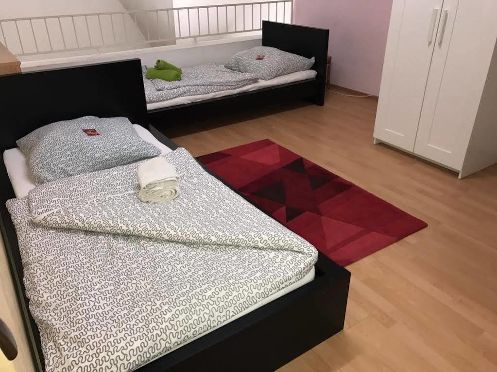 A&S Ferienwohnungen Roonstrasse Βόννη Εξωτερικό φωτογραφία